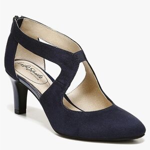 Life Stride Black Cutout Heels